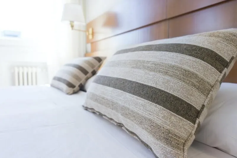 Czym się kierować wybierając hotel w dużym mieście?